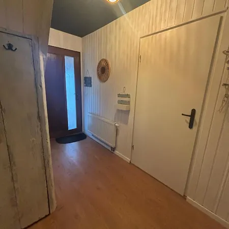 Apartment Kleines Haus In Cottbus-wilmersdorf Ca 80m2