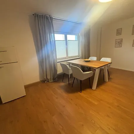 Kleines Haus In Cottbus-wilmersdorf Ca 80m2 Cottbus