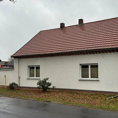 Apartment Kleines Haus In Cottbus-wilmersdorf Ca 80m2 Cottbus