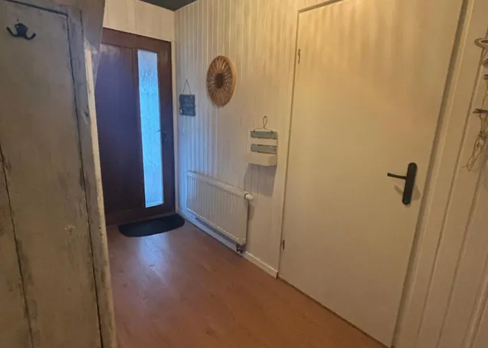 Apartment Kleines Haus In Cottbus-wilmersdorf Ca 80m2