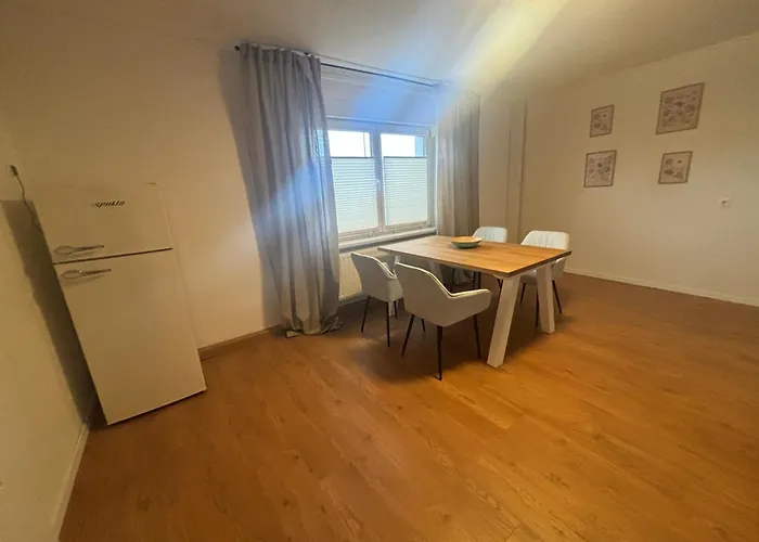 Kleines Haus In Cottbus-wilmersdorf Ca 80m2 Cottbus