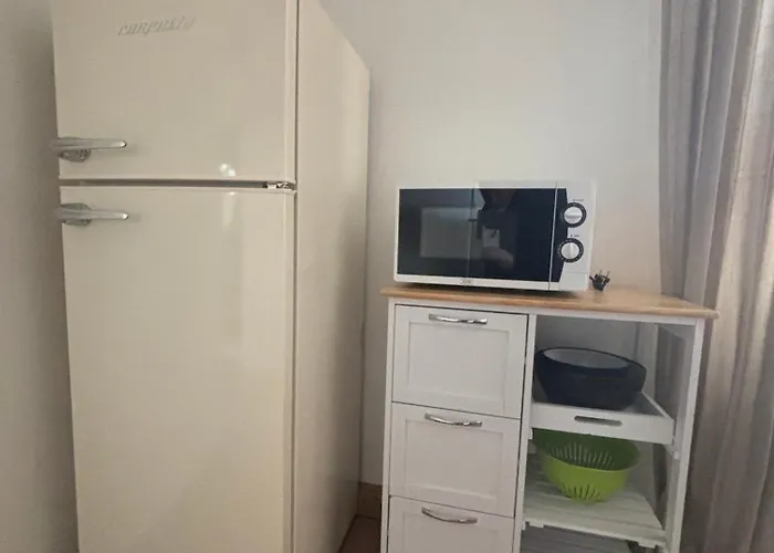 Apartment Kleines Haus In Cottbus-wilmersdorf Ca 80m2