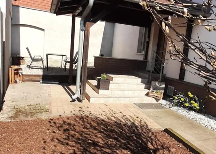 Apartment Kleines Haus In Cottbus-wilmersdorf Ca 80m2 *